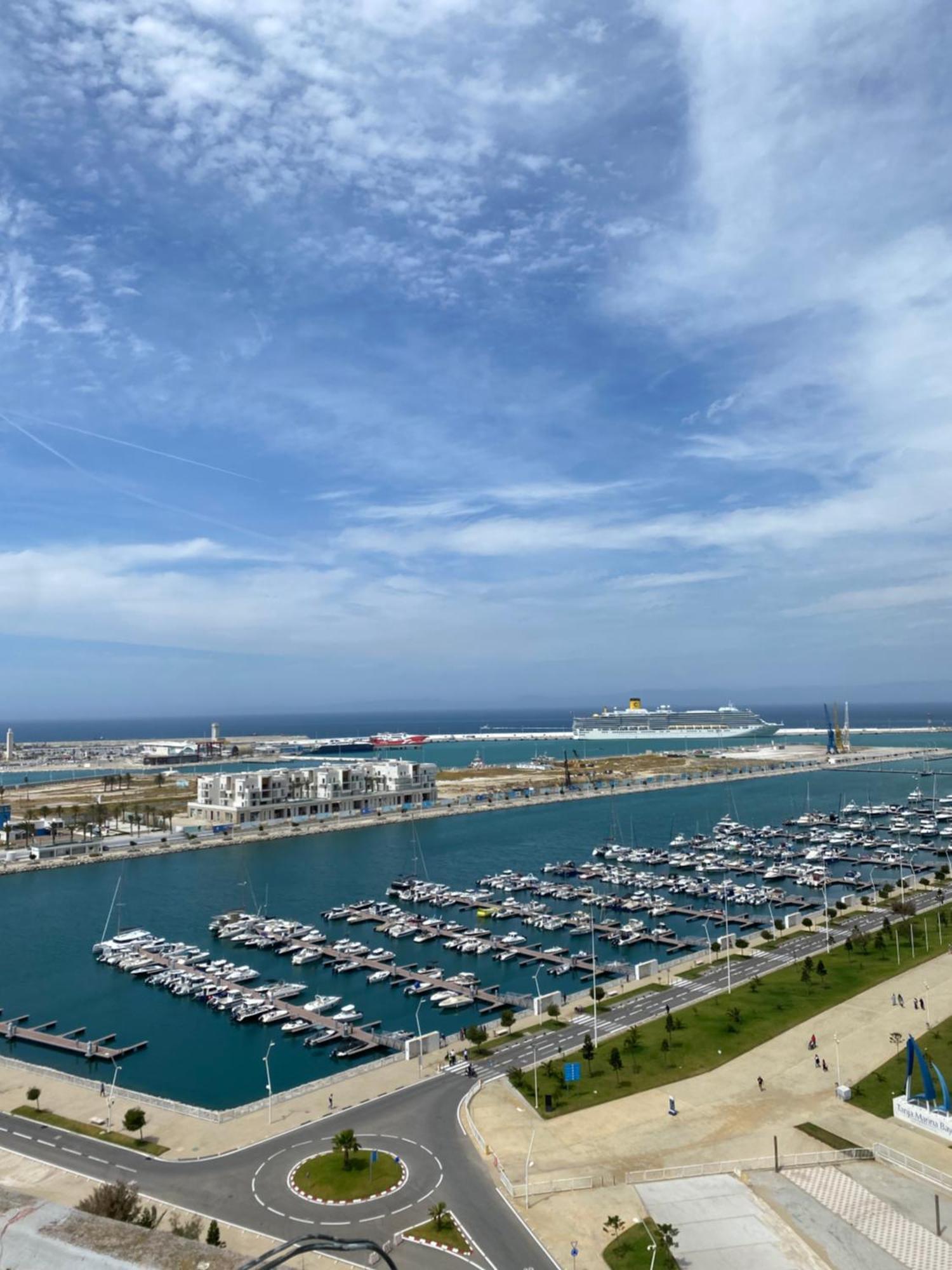 Playa De Tanger/ Marina Bay Apartment Tangier